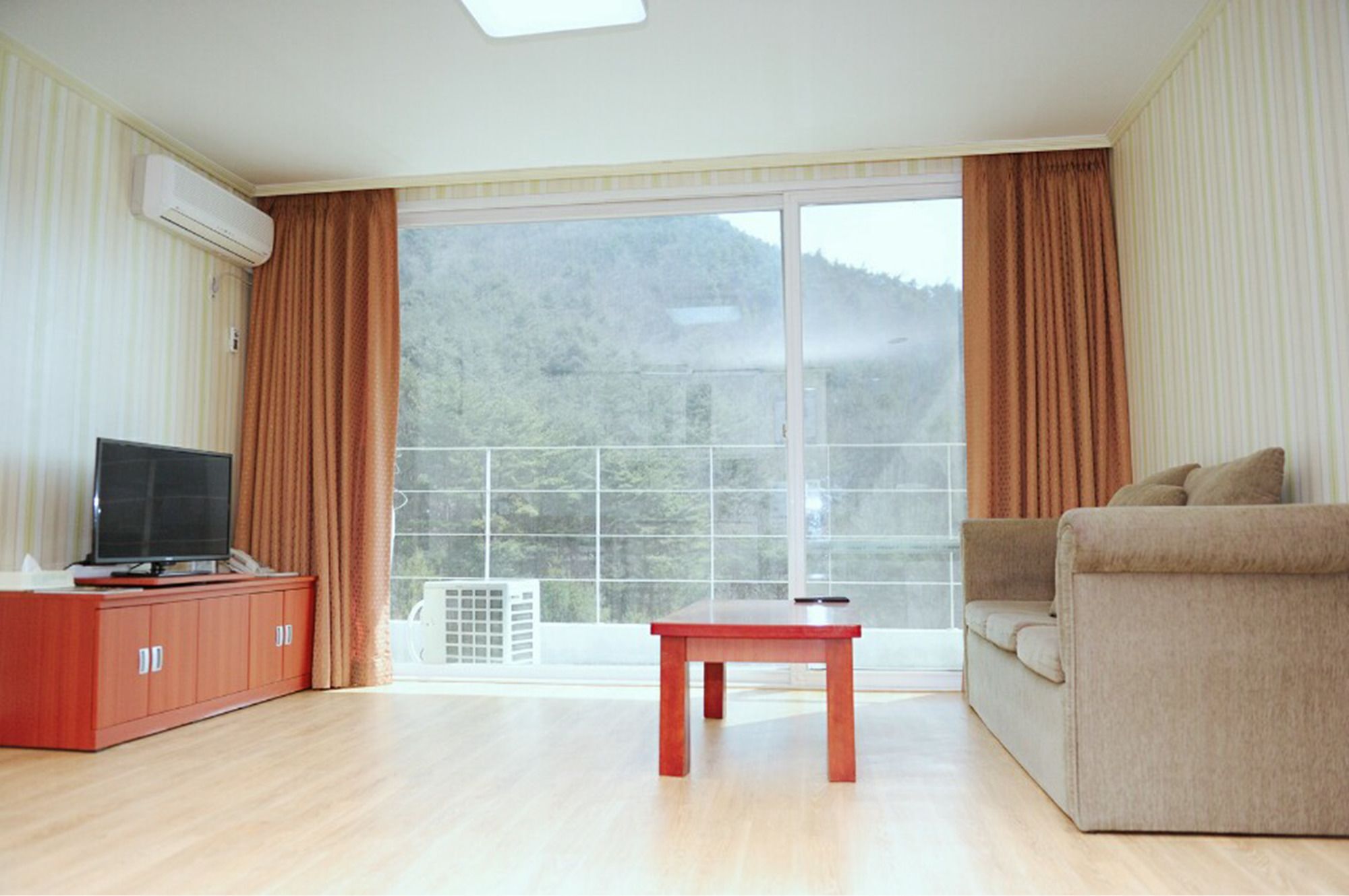 Muju Ilsung Condo ภายนอก รูปภาพ